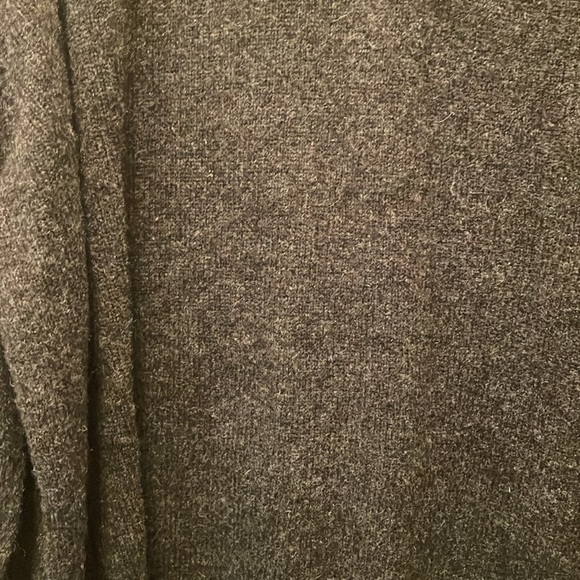 Jos A Bank.  Men’s sweater XXL - Picture 2 of 3
